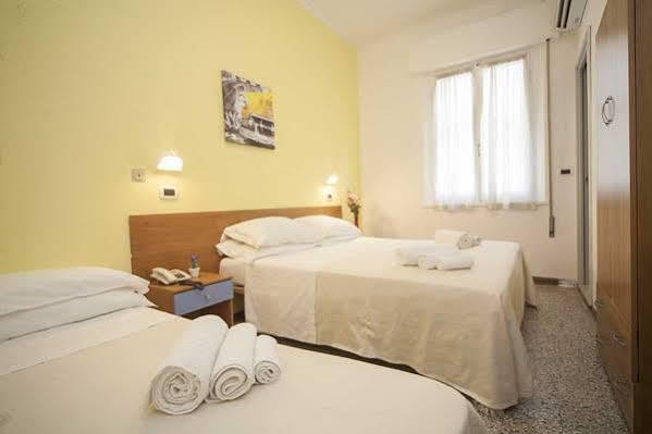 Hotel Eliseo Rimini Zewnętrze zdjęcie